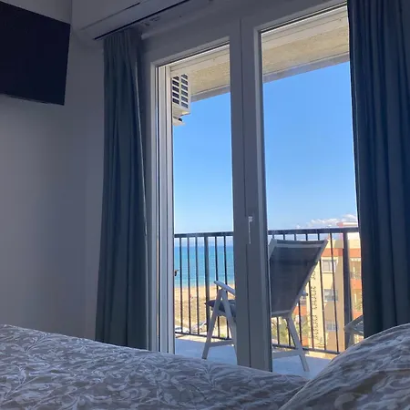 Piso Nuevo Primera Linea A Pie De Playa Dénia