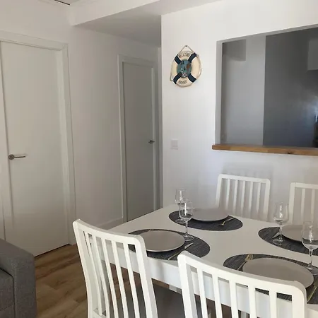 Piso Nuevo Primera Línea A Pie De Playa
